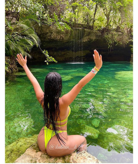 behaarte achseln onlyfans nacktheit sex fotos