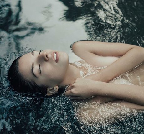 Karina Martins porno foto