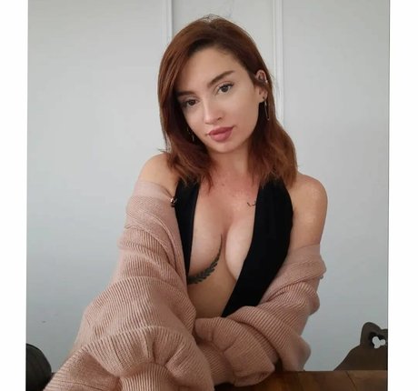 Cecilia Bob heiße schöne galerie