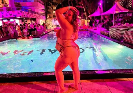 mollynonsense erwachsene pornostar galerie