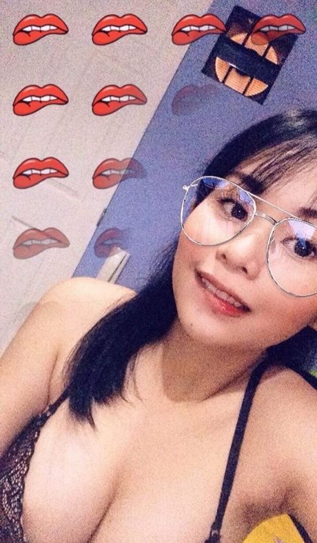 Ayemami hübsche akt bilder