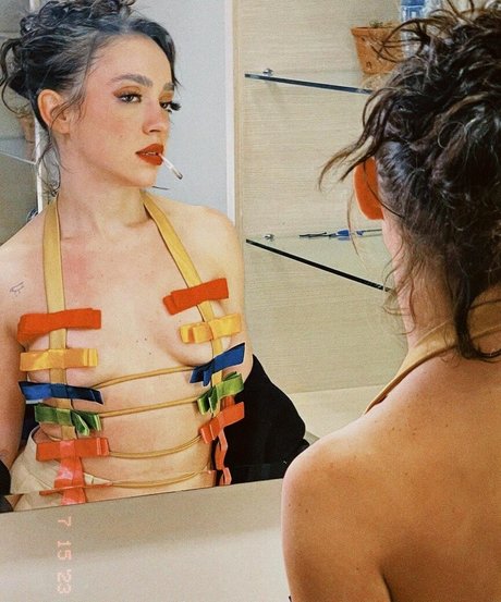 Valentina Bandeira schöne perfekte fotos