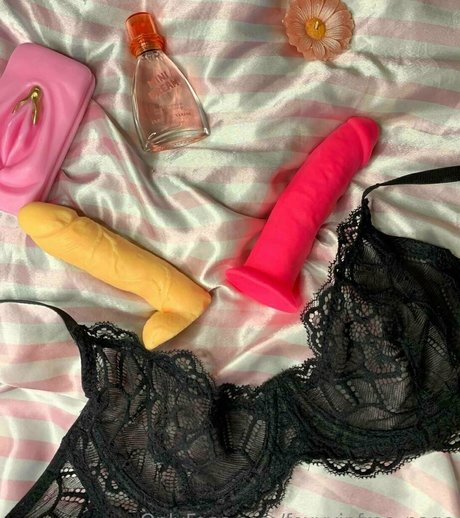 foxyvipfree page model nacktheit galerie