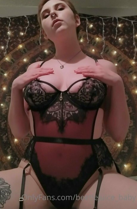 beetlejuice baby schöne top bild