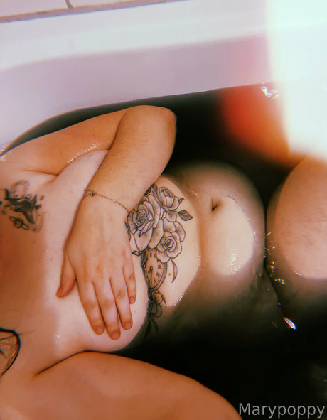 marypoppy pornographische fotos