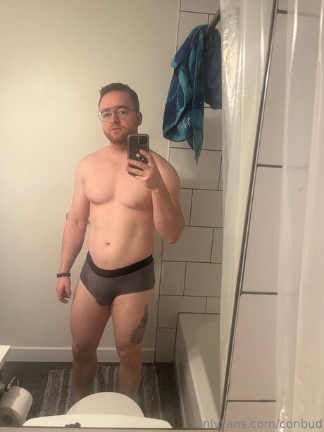 Conbud porno schöne foto