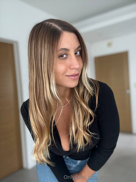 Georgiameyer erotische hd bild