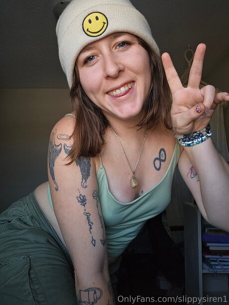 Slippysiren1 Bilder