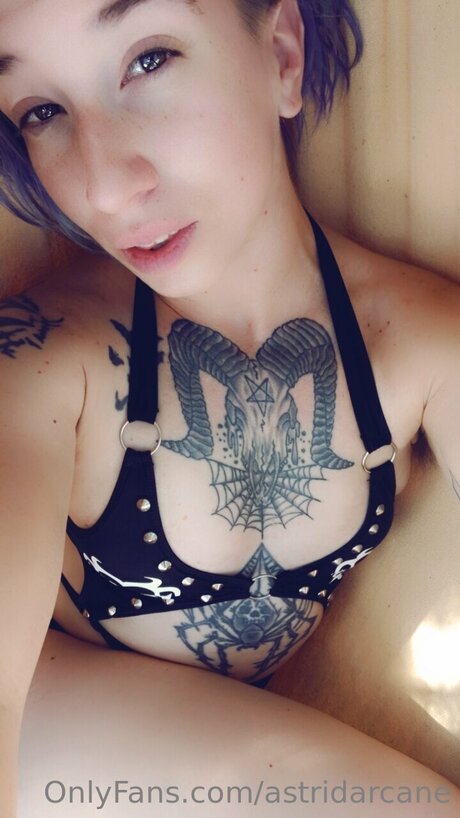Astridarcane erotische beste bild
