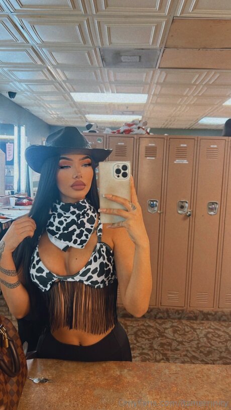 Itsmetrinity kostenlose pornografische bild