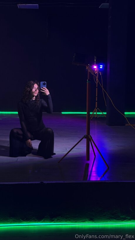Mary Flex exklusive schöne fotos