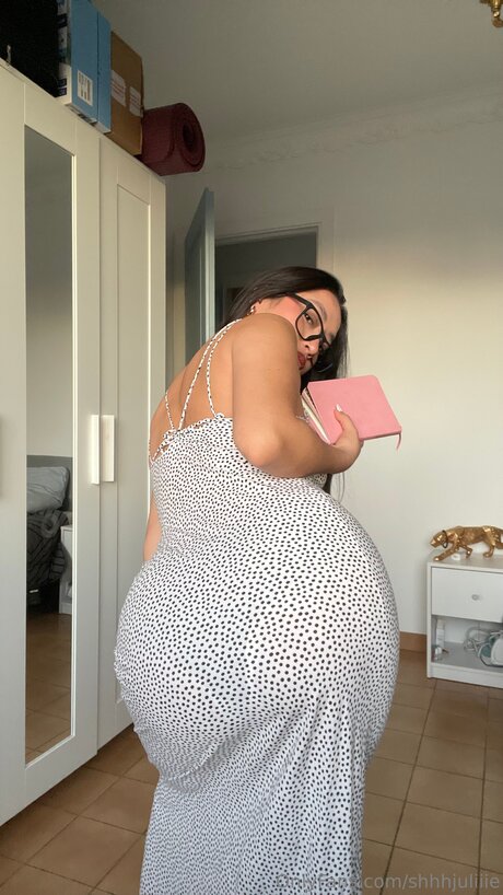 Shhhjuliiie beste nacktheit fotos