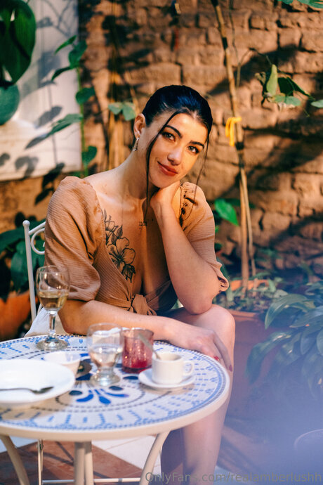 Realamberlushh heiße perfekte fotos