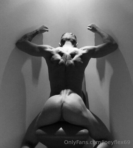 Joeyflex69 xxx pornographische fotos