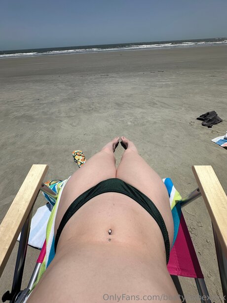 Bootybabexxxx hübsche akt archiv