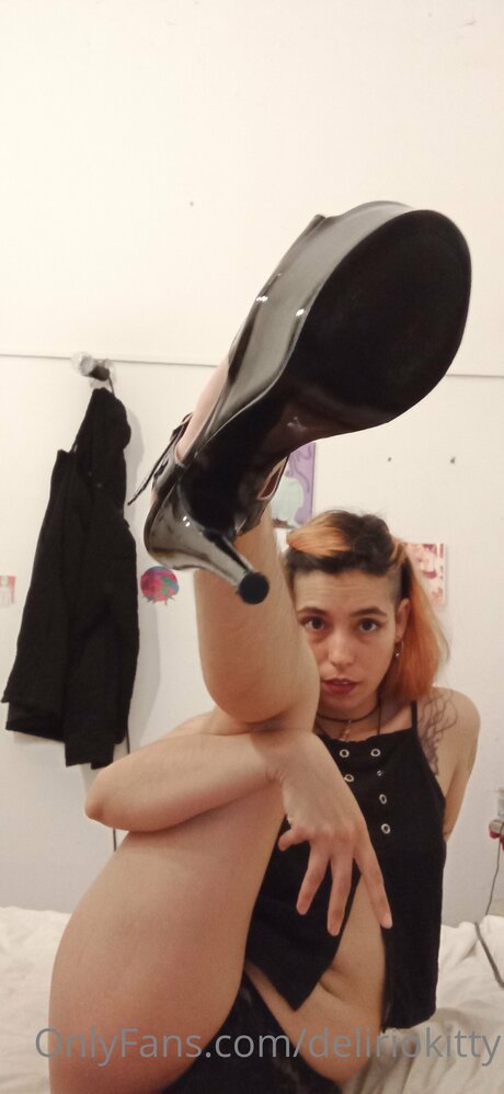 Mistress Delirio top foto