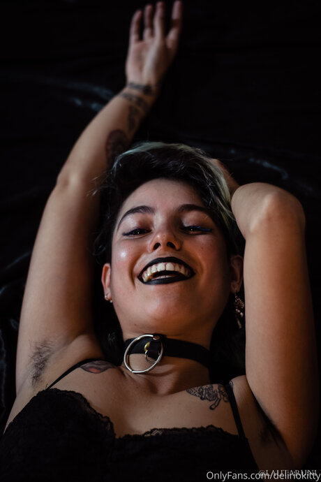 Mistress Delirio nacktheit pornographische galerien