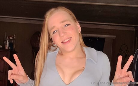 Amberemerald model porno galerien