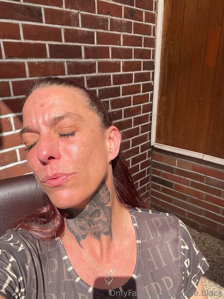 Yvonne Black sexy exklusive archiv