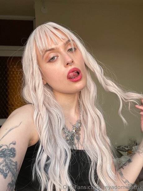 Freyadominatrix erotische hd foto