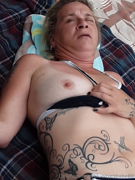 Blueeyesbabe80 erwachsene freie bilder