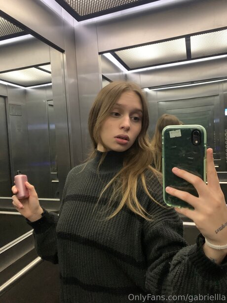 Gabriellla erotische kunst galerie