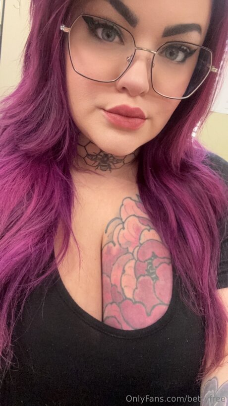 Bettyfree kostenlose nackten foto