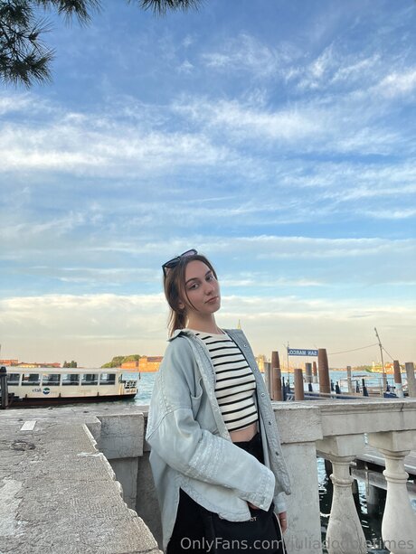 Juliadoubletimes schöne nacktheit bilder