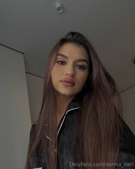 Darina Dari kunst porno bilder