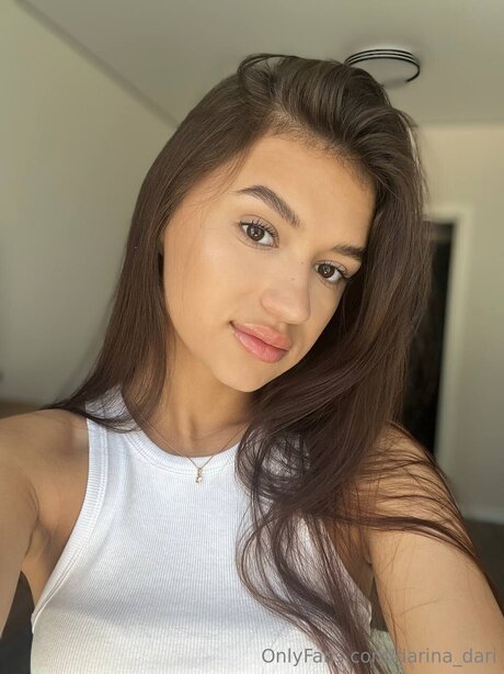 Darina Dari hd erotische galerie