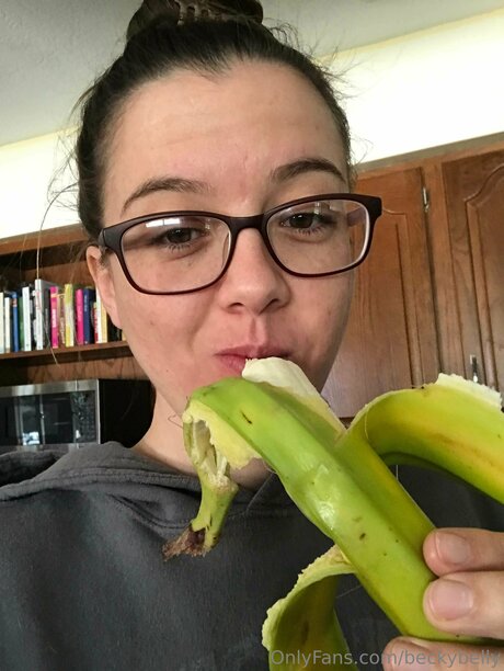 Beckybelly model pornografische galerien