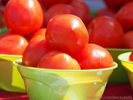 Beckybelly schauspielerin kunst bild