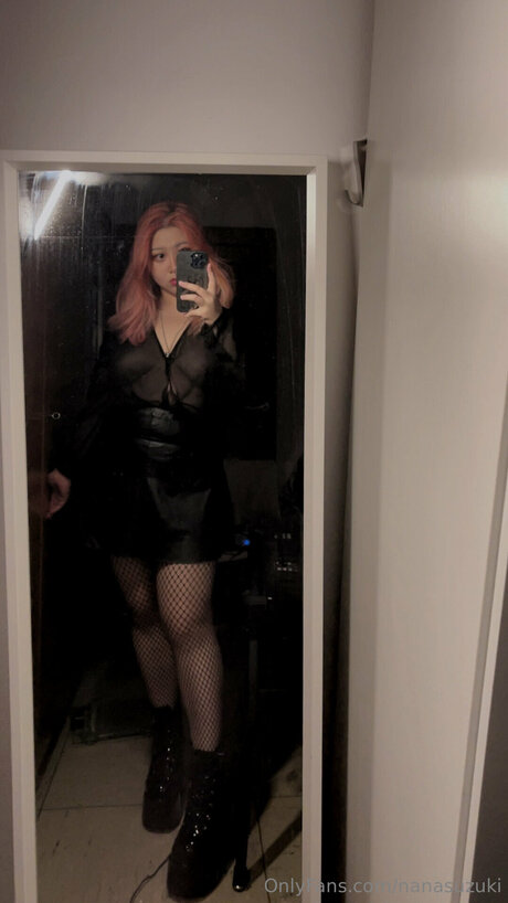 Nanasuzuki hd nackt galerie