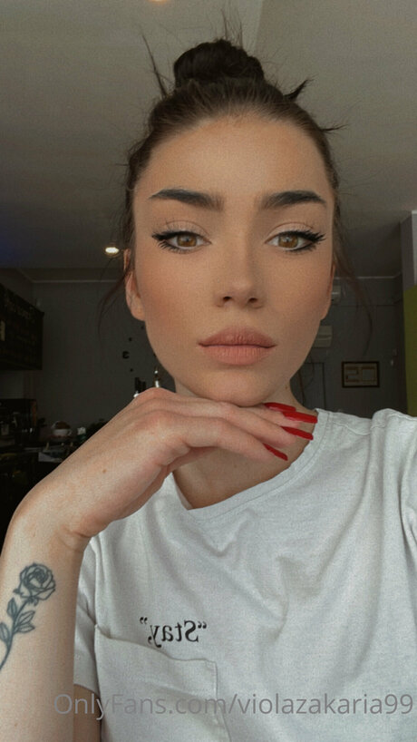 Violazakaria99 nacktheit erotische bilder