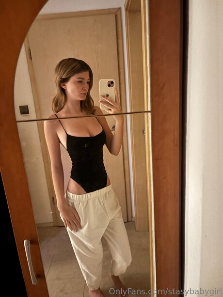 Stasybabygirl erotische heiße bild