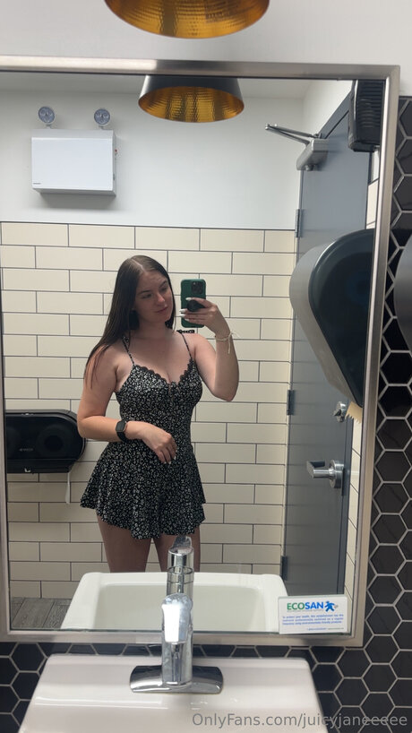 Juicyjaneeeee nackt erotische bilder