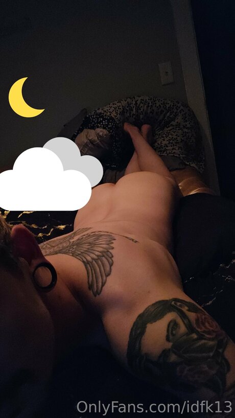 Idfk13 nacktheit nette bild