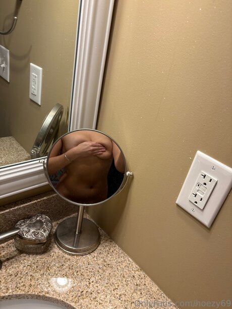 Hoezy69 kunst perfekte galerie