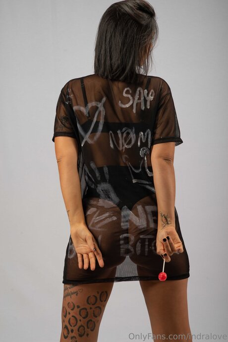 Indralove pornostar xxx foto