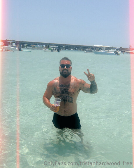 Tristanhardwoodxxx erotische pornostar galerie