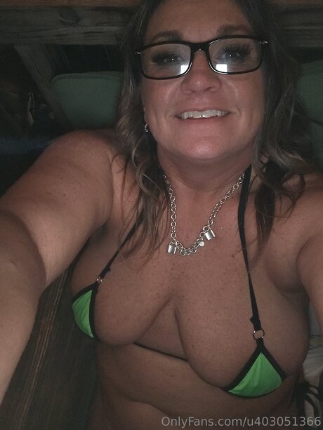 Brandy Raines top galerie