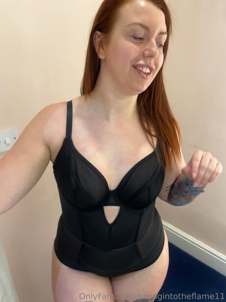 Swingintotheflame11 hd nackte fotos