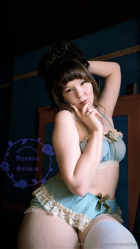 Laristochat nackt top fotos