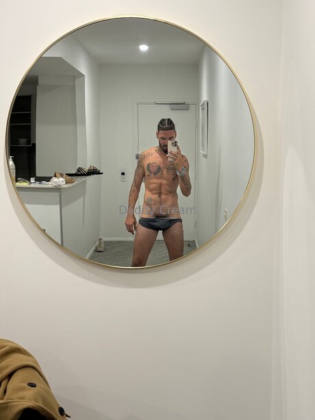 Daddycream porno kunst galerie