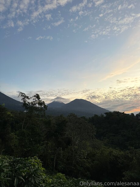 Alesanaa erwachsene nackt galerien