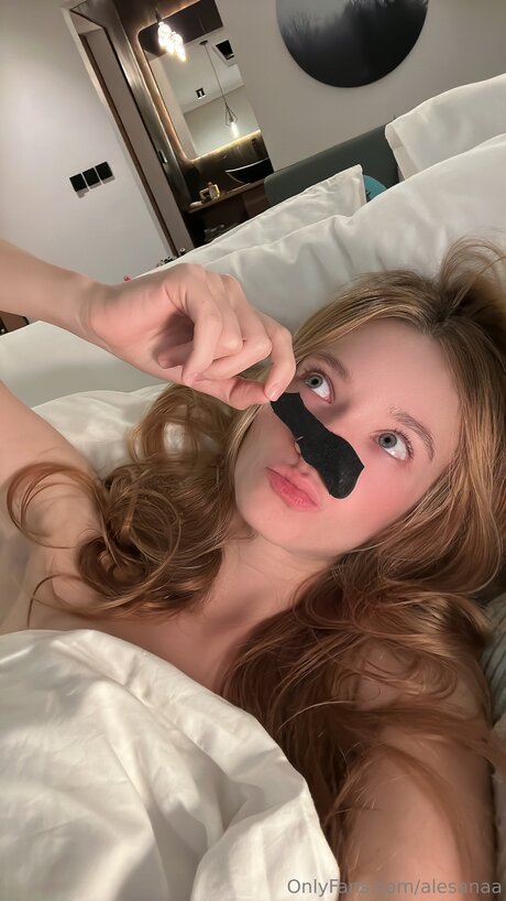 Alesanaa hübsche nacktheit galerie