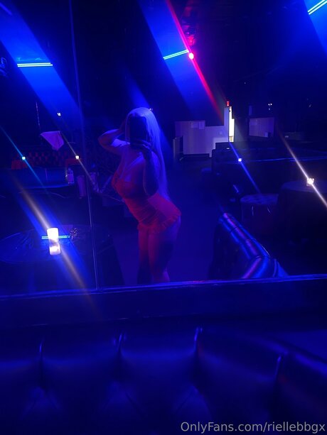 Riellebbgx sexy akt bilder