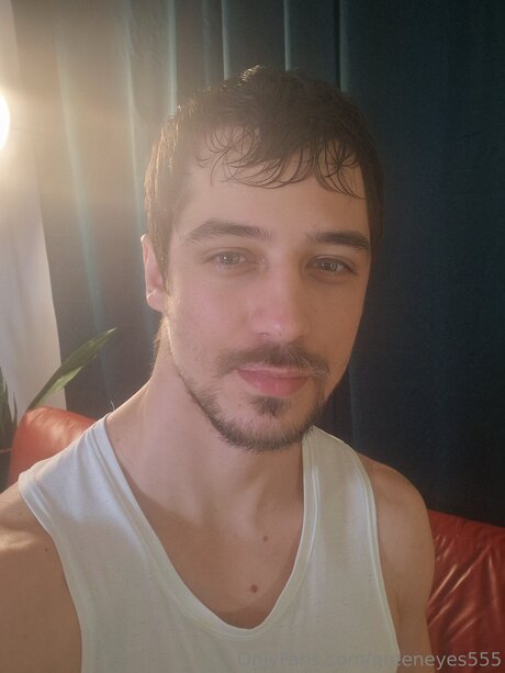 Greeneyes555 erotische foto