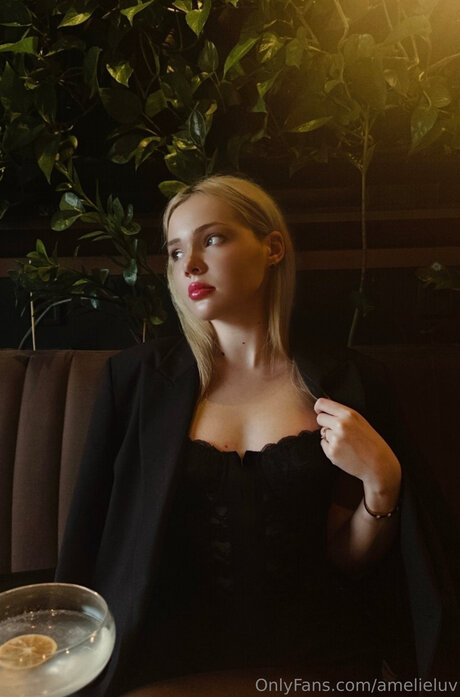 Amelieeluv heiße kunst bilder