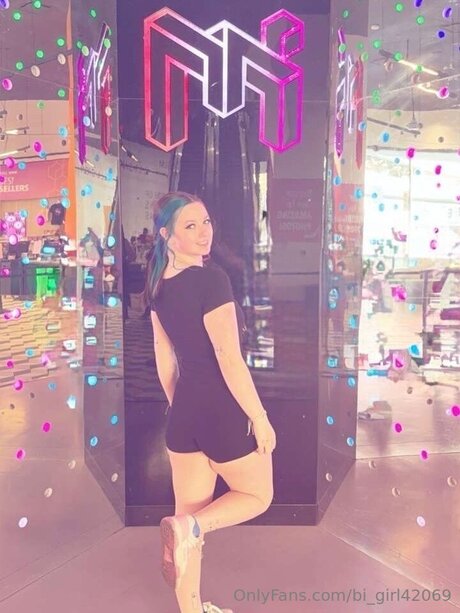 Bi Girl42069 sexy nacktheit galerien